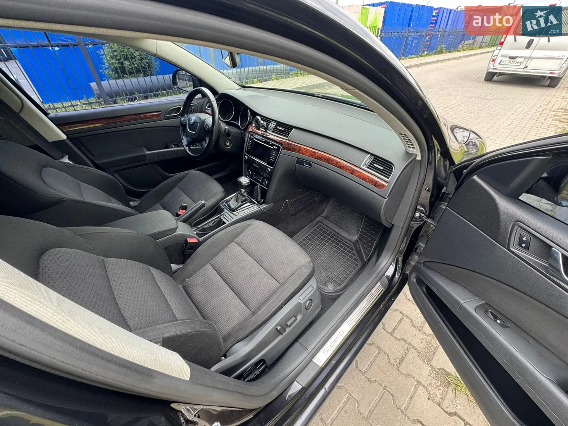 2011 Skoda Superb - мініатюра 12