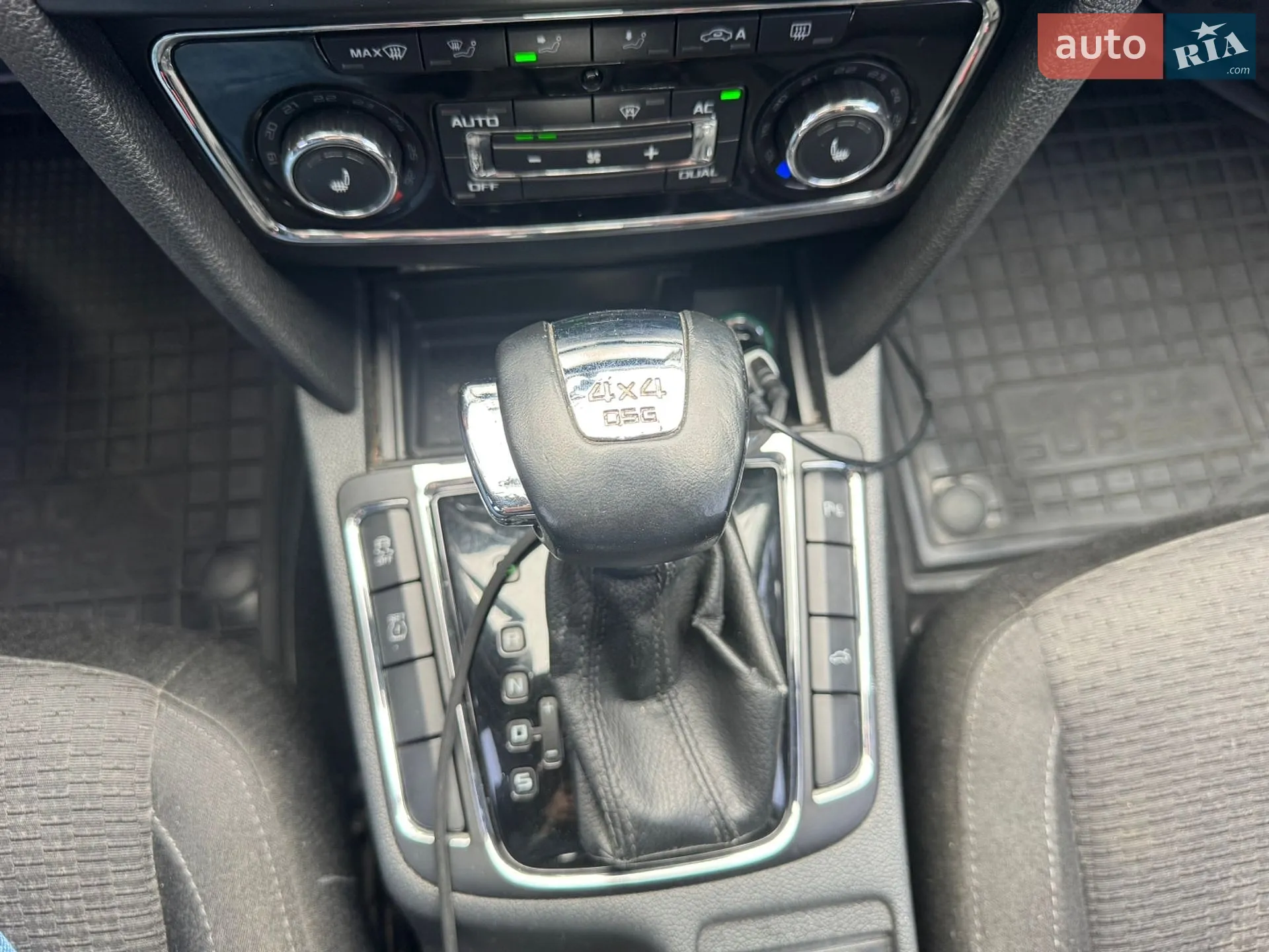 2011 Skoda Superb - мініатюра 16