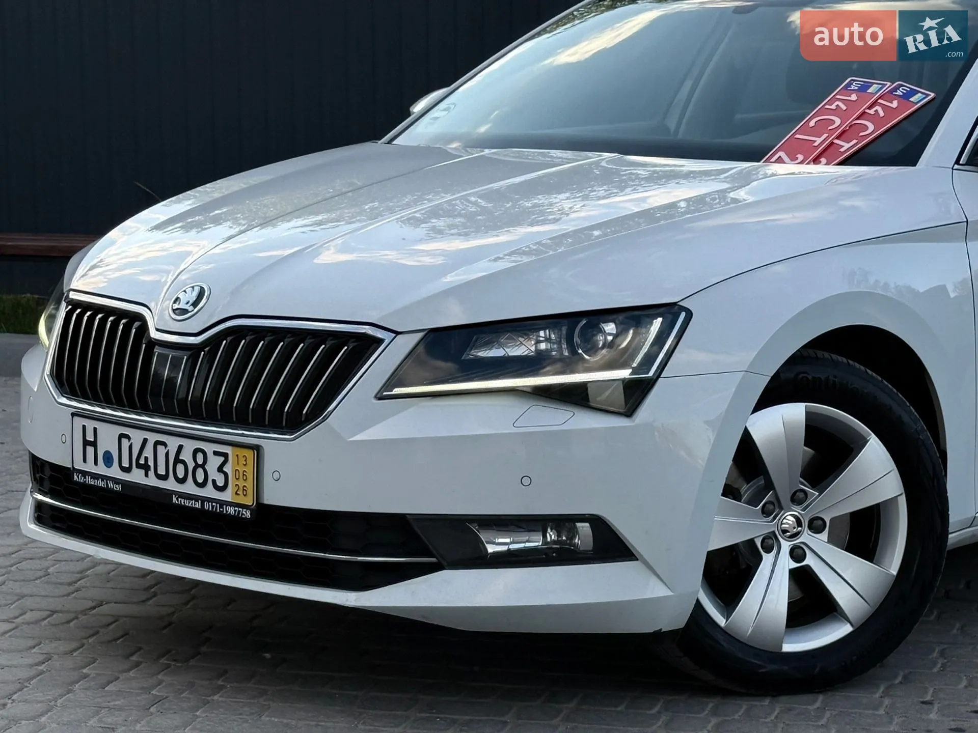 2017 Skoda Superb - мініатюра 11