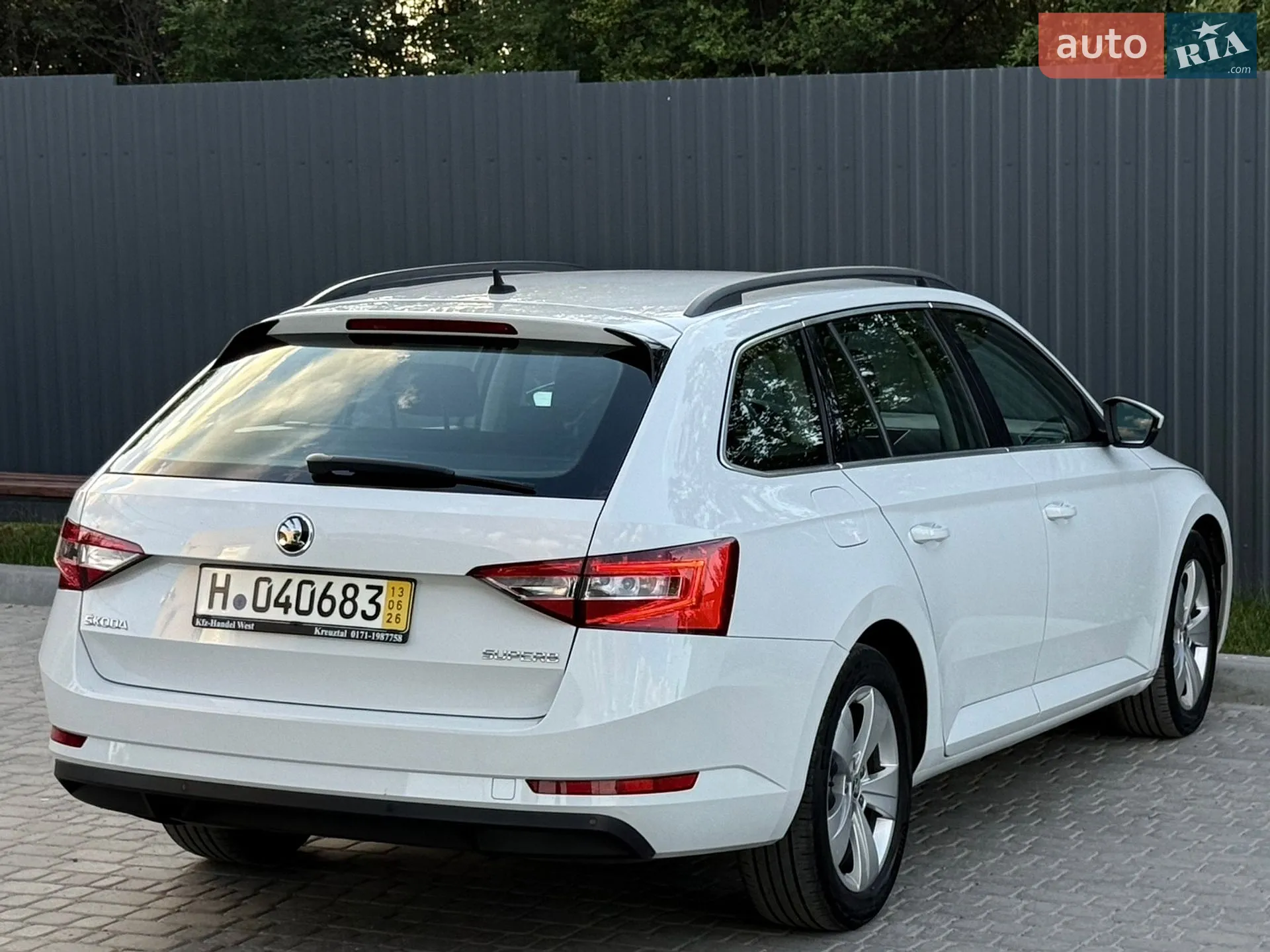 2017 Skoda Superb - мініатюра 41