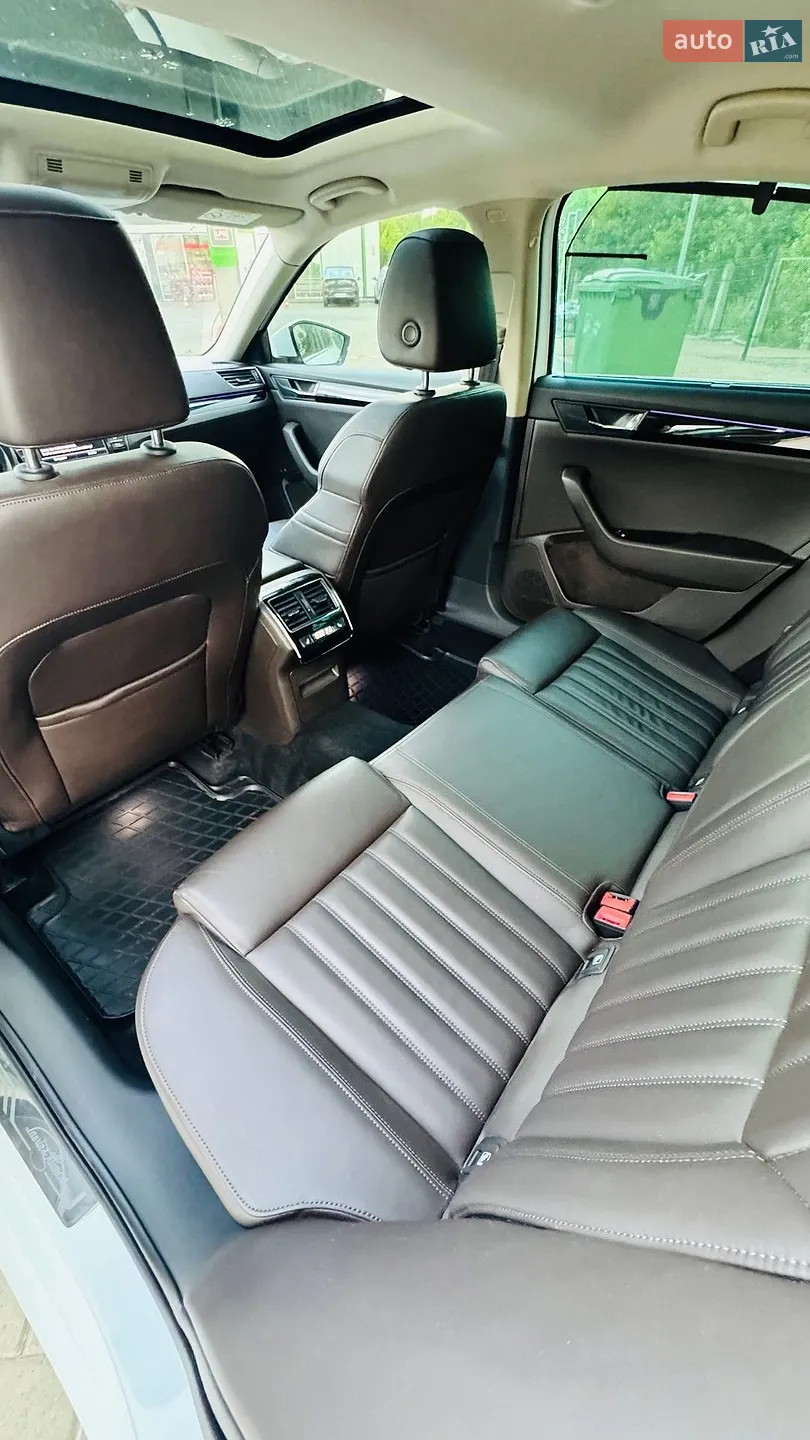 2016 Skoda Superb - мініатюра 27