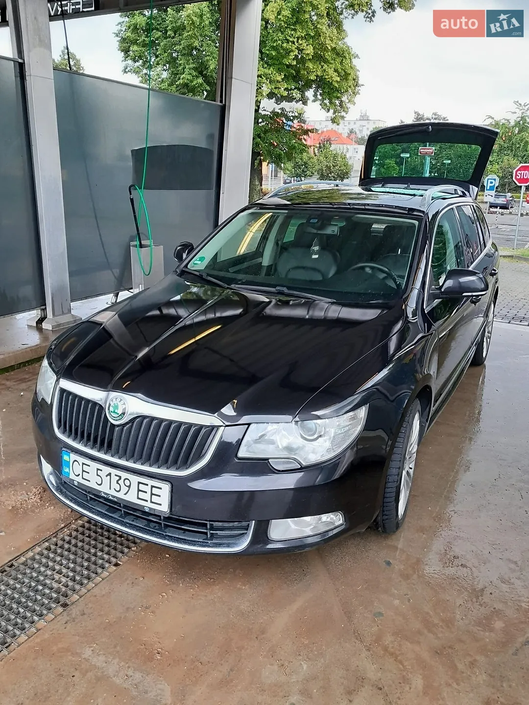 2011 Skoda Superb - мініатюра 12