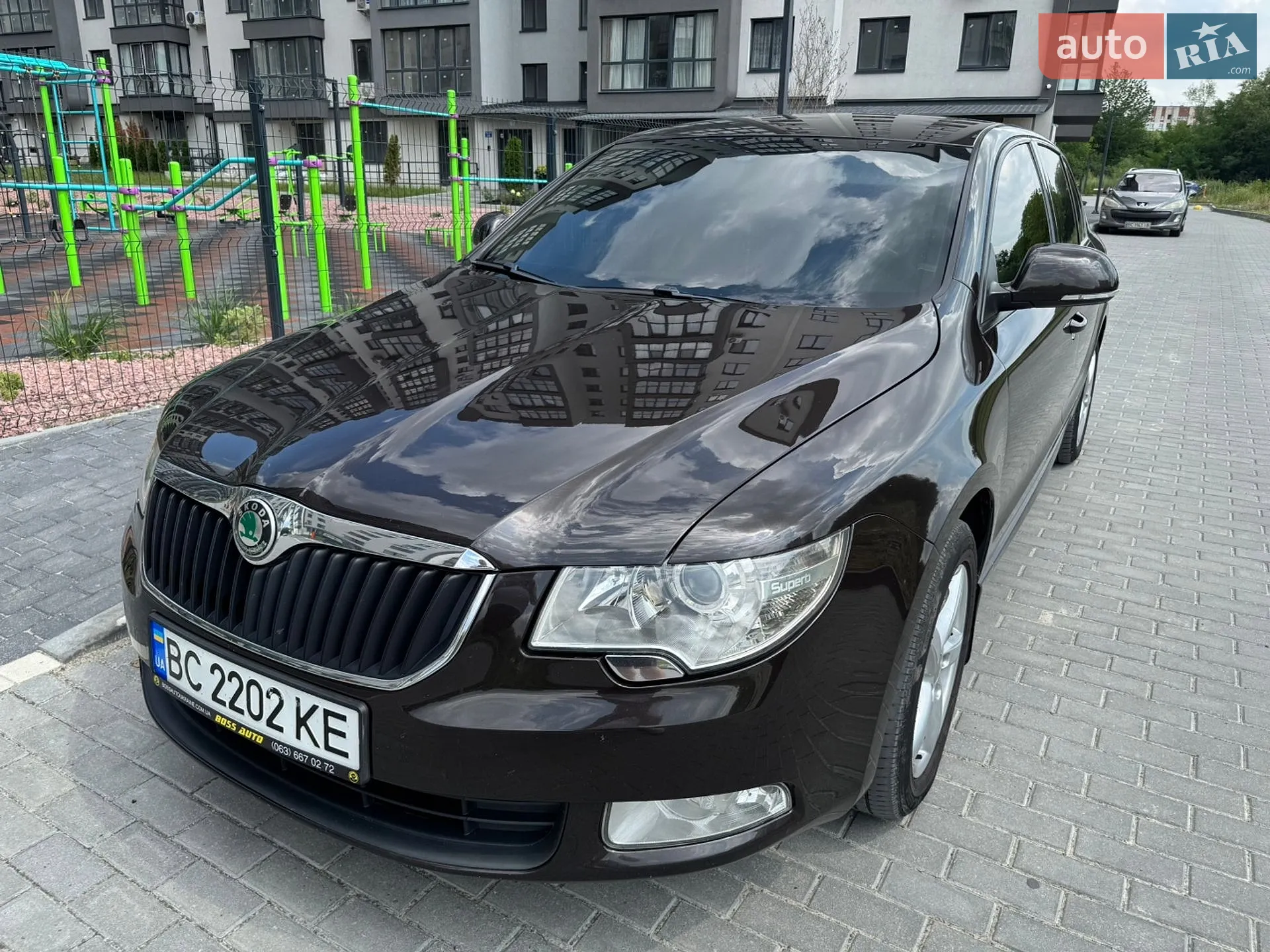 2012 Skoda Superb - мініатюра 2