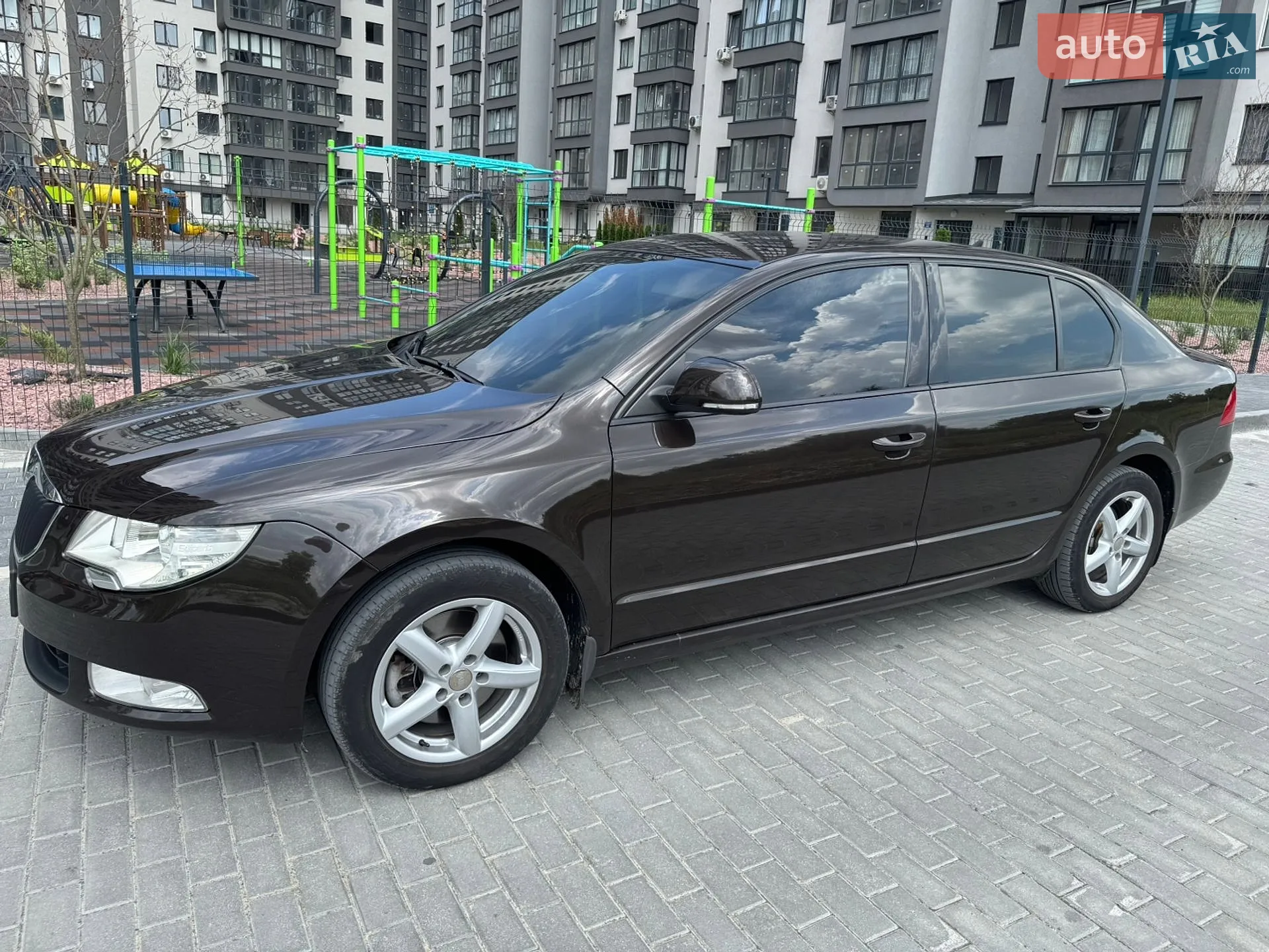 2012 Skoda Superb - мініатюра 10