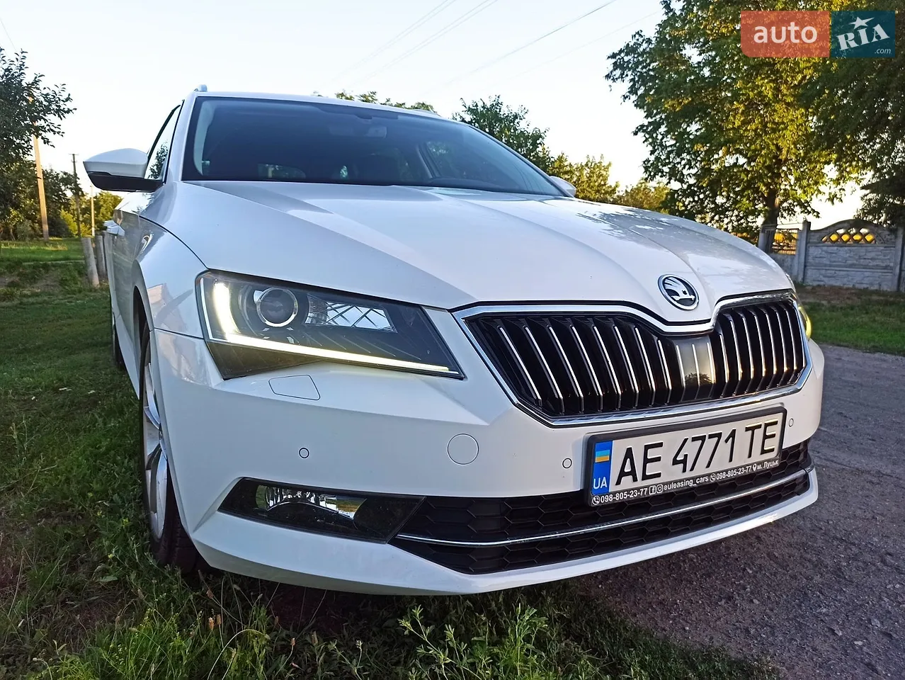 2017 Skoda Superb - мініатюра 14