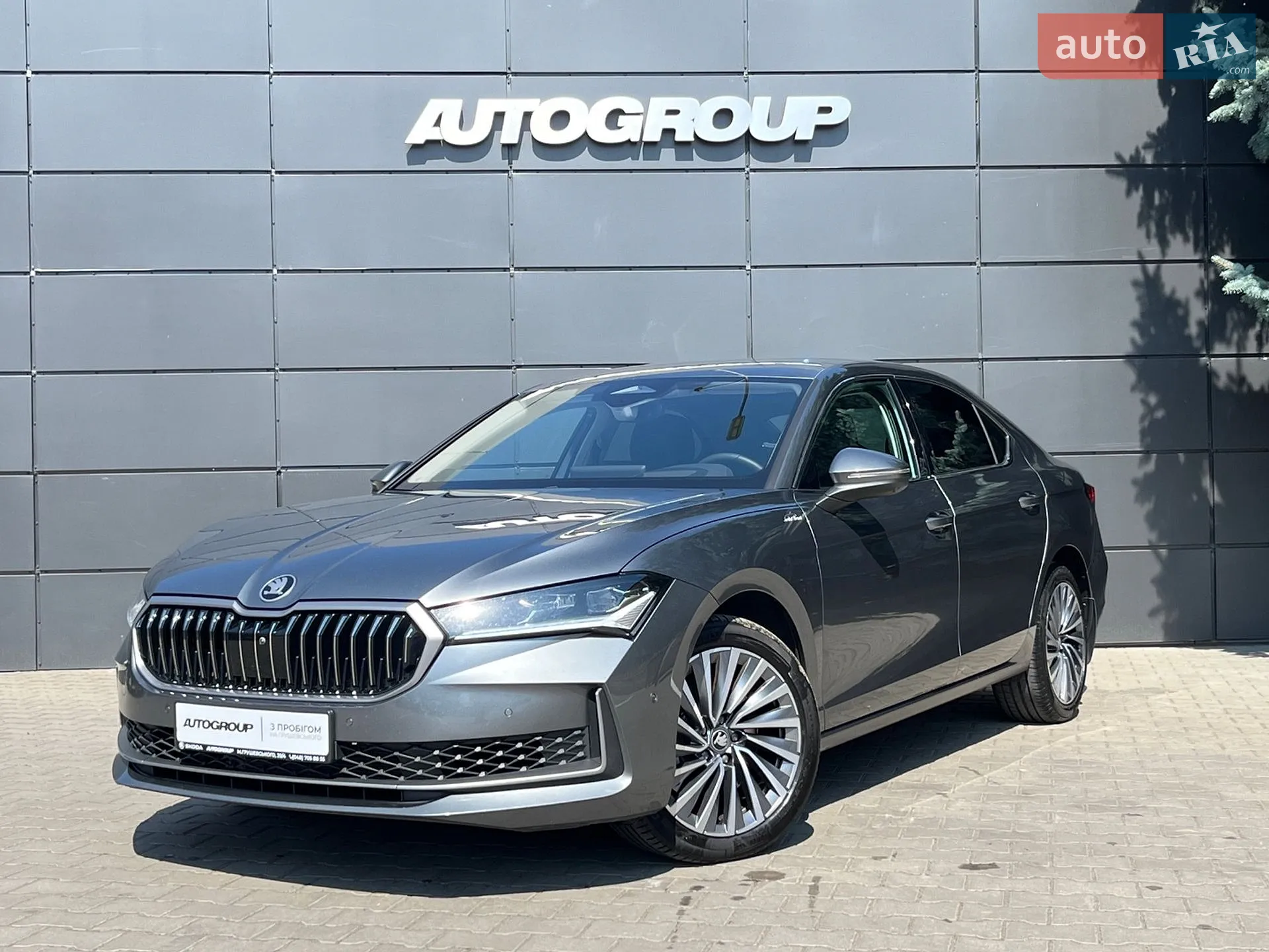 2025 Skoda Superb - мініатюра 2