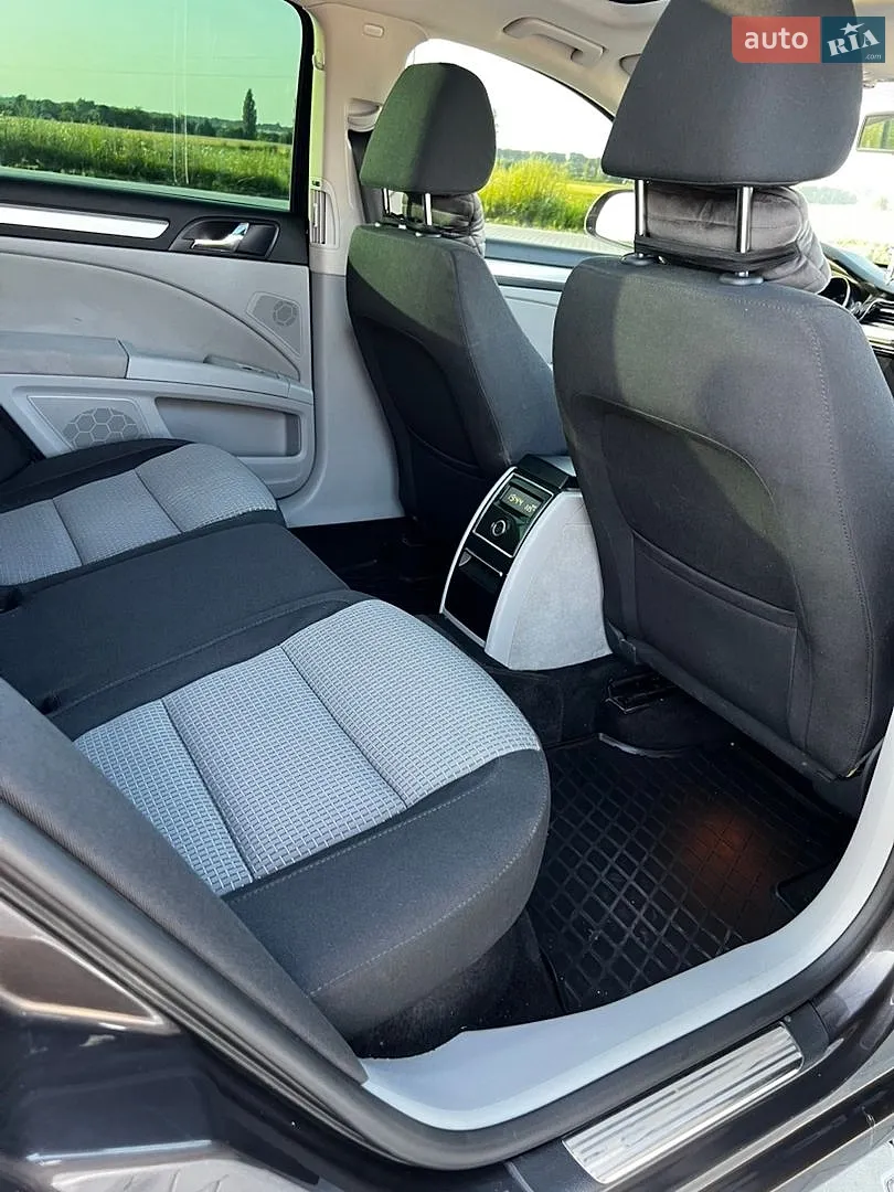 2010 Skoda Superb - мініатюра 20