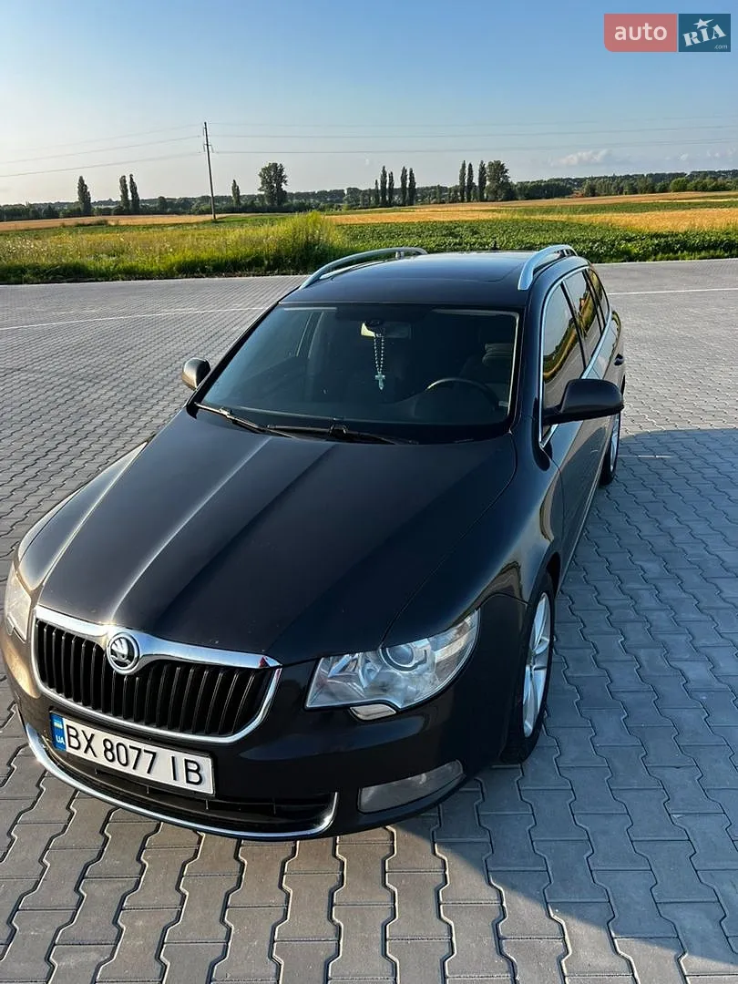 2010 Skoda Superb - мініатюра 4