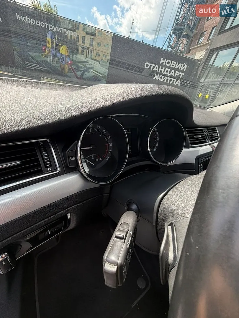 2011 Skoda Superb - мініатюра 33