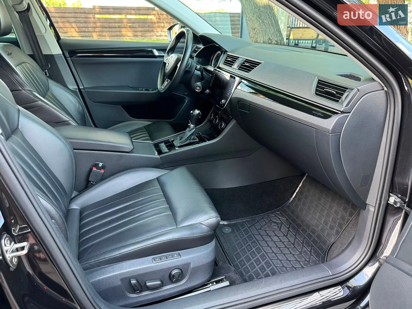 2019 Skoda Superb - мініатюра 24
