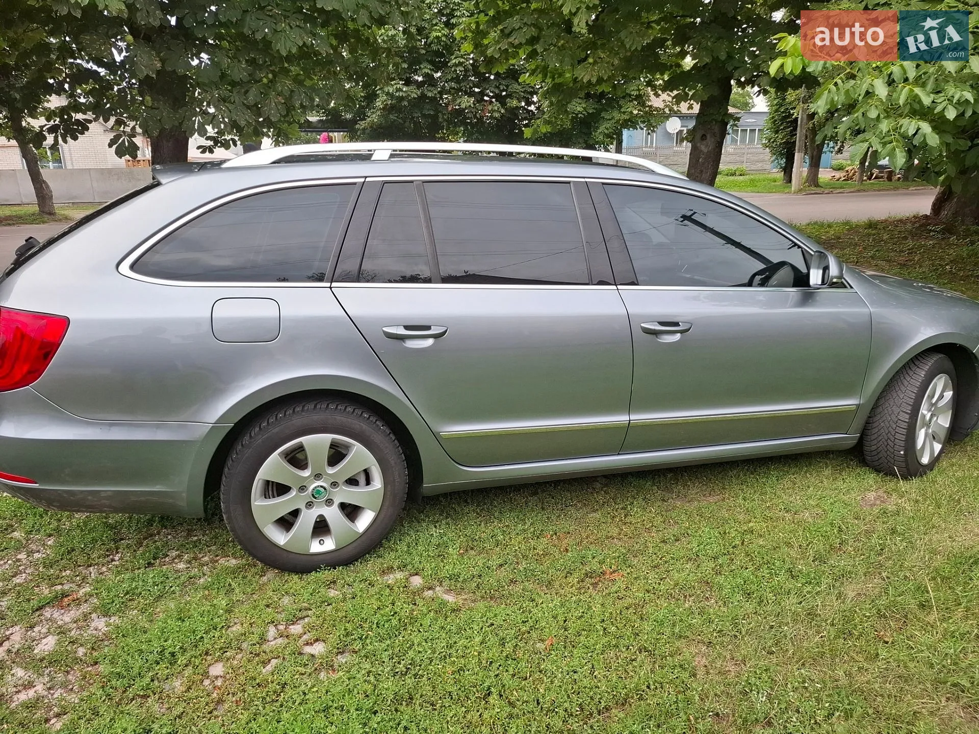 2010 Skoda Superb - мініатюра 6