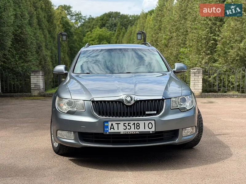 Skoda Superb 2012