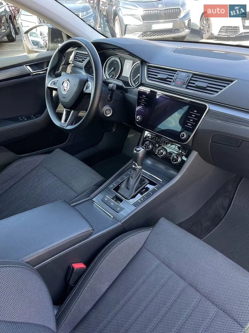 2020 Skoda Superb - мініатюра 8