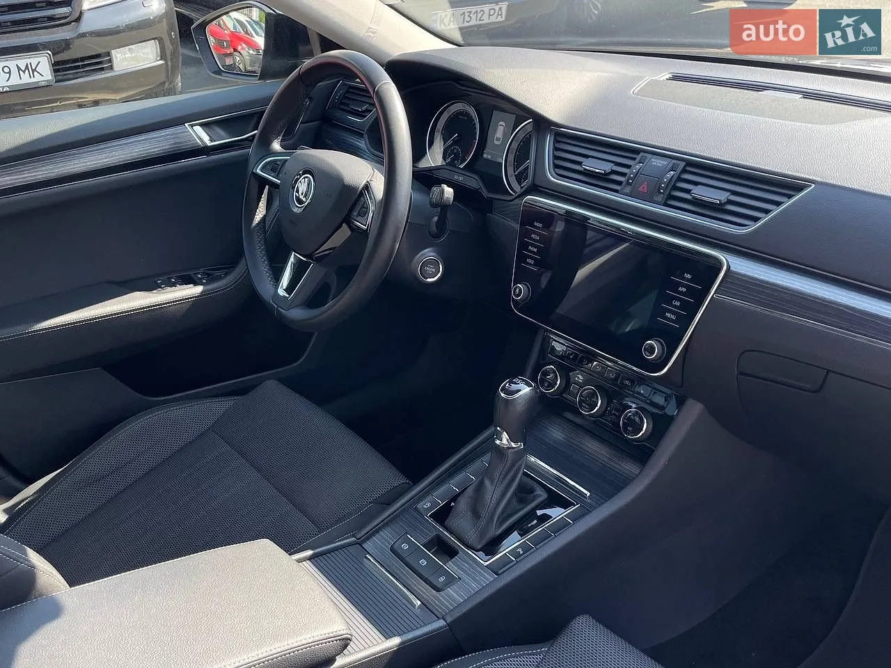 2020 Skoda Superb - мініатюра 9