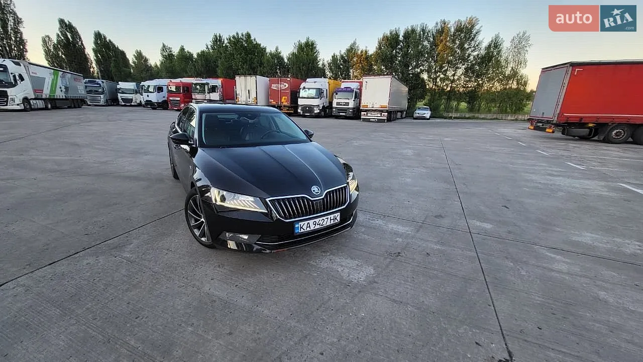 2016 Skoda Superb - мініатюра 2