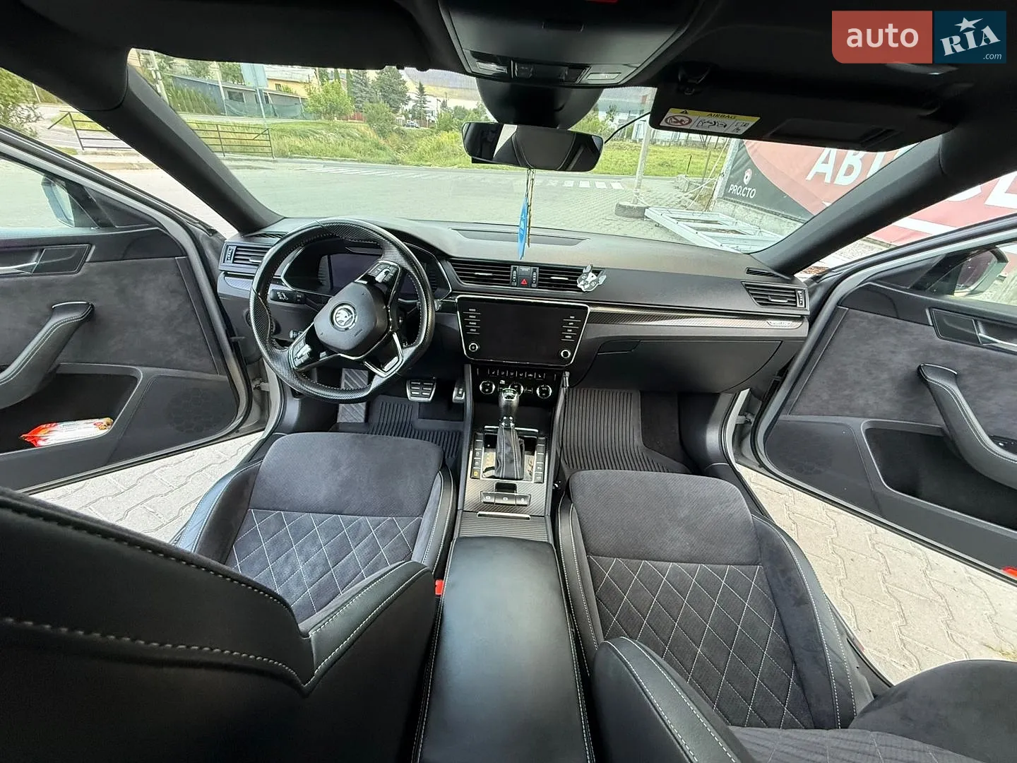 2020 Skoda Superb - мініатюра 7