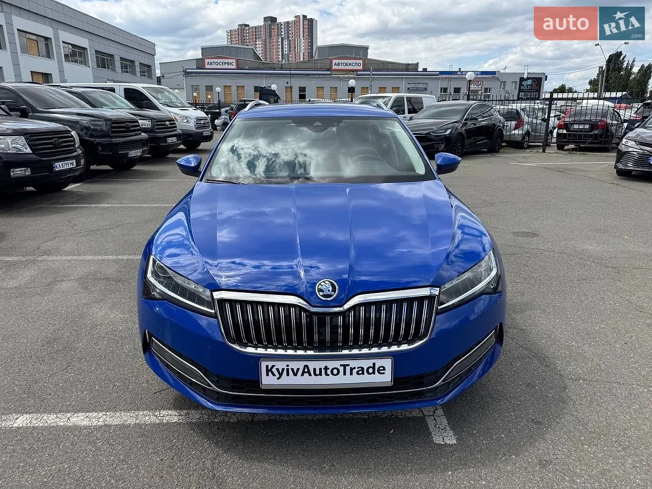 2022 Skoda Superb - мініатюра 2