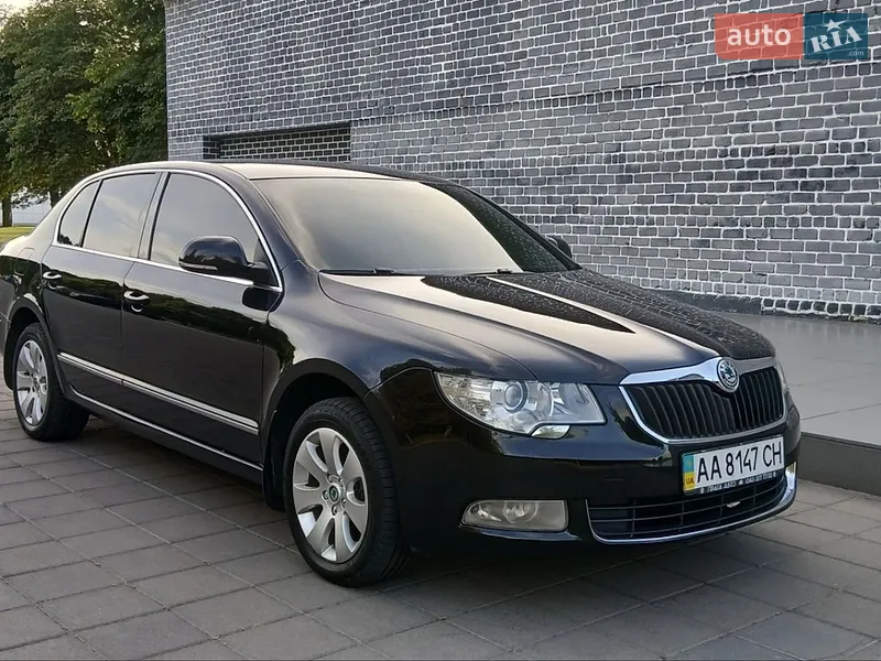 Skoda Superb 2011