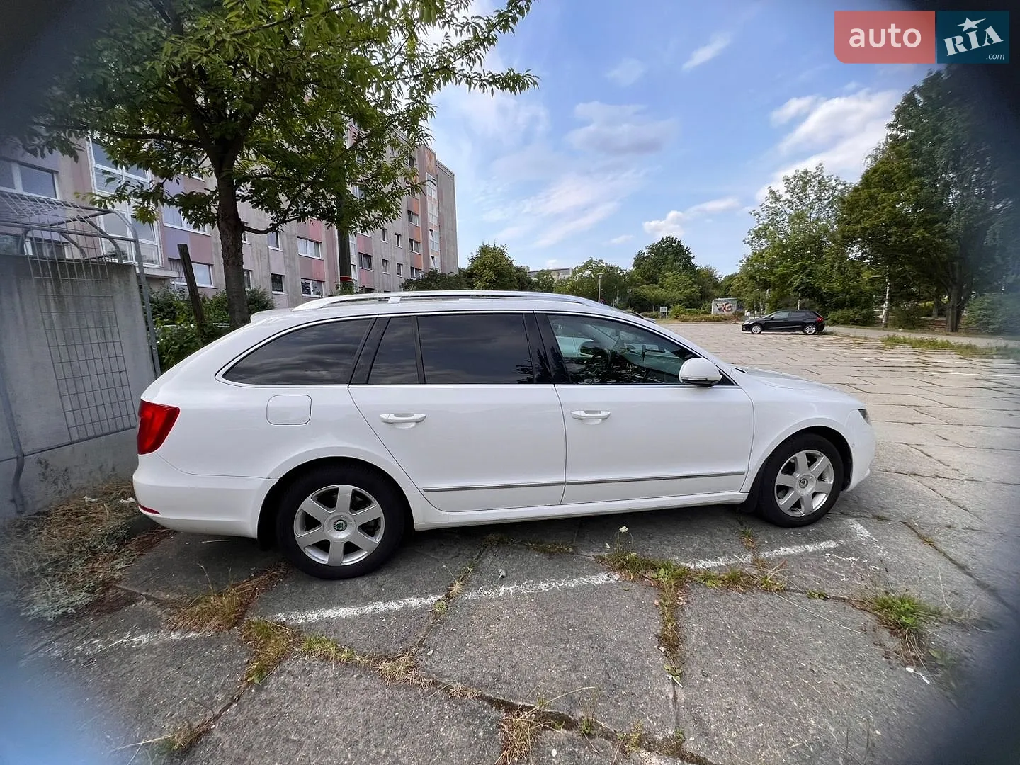 2012 Skoda Superb - фото 1
