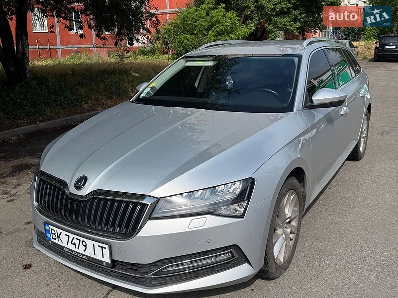 Skoda Superb 2022