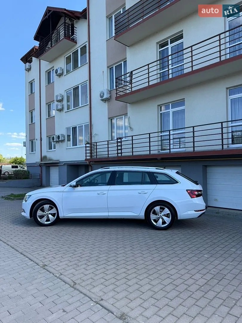2018 Skoda Superb - мініатюра 3