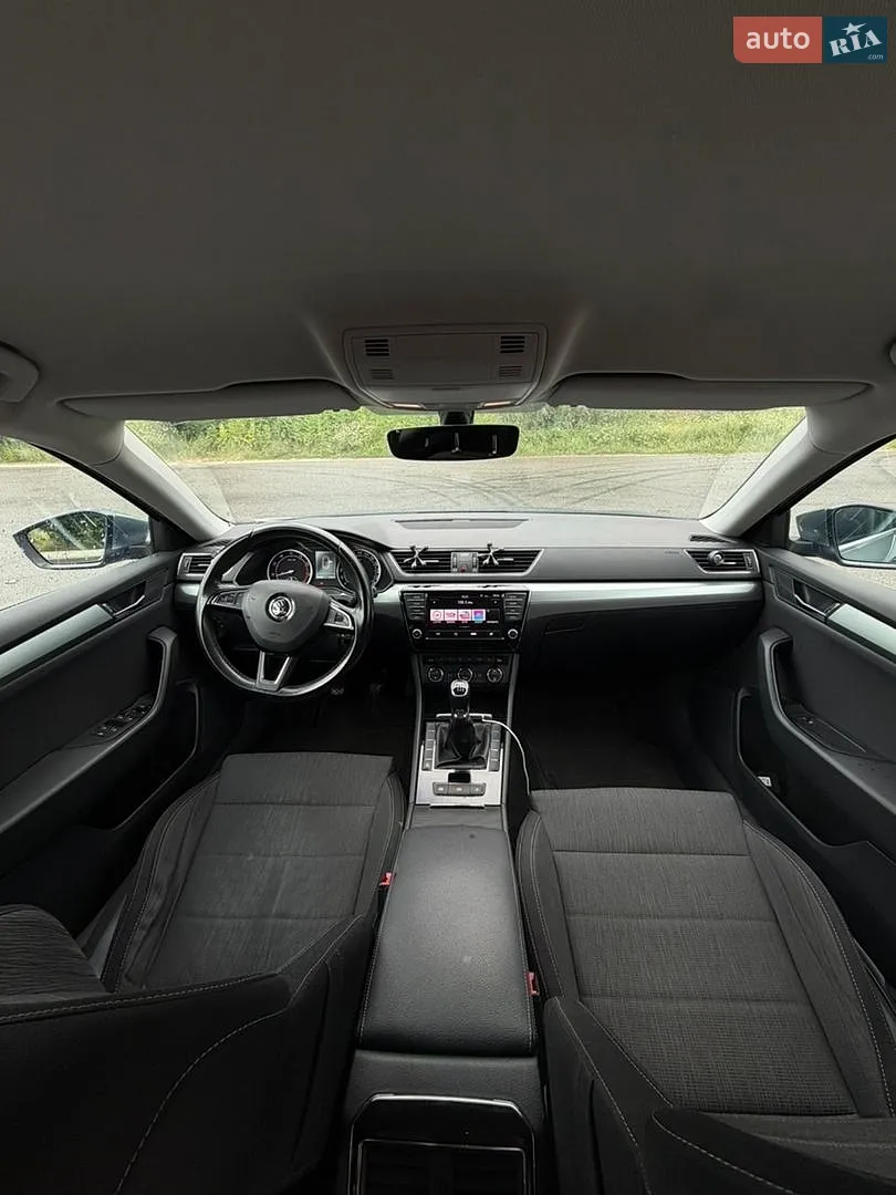 2016 Skoda Superb - мініатюра 8