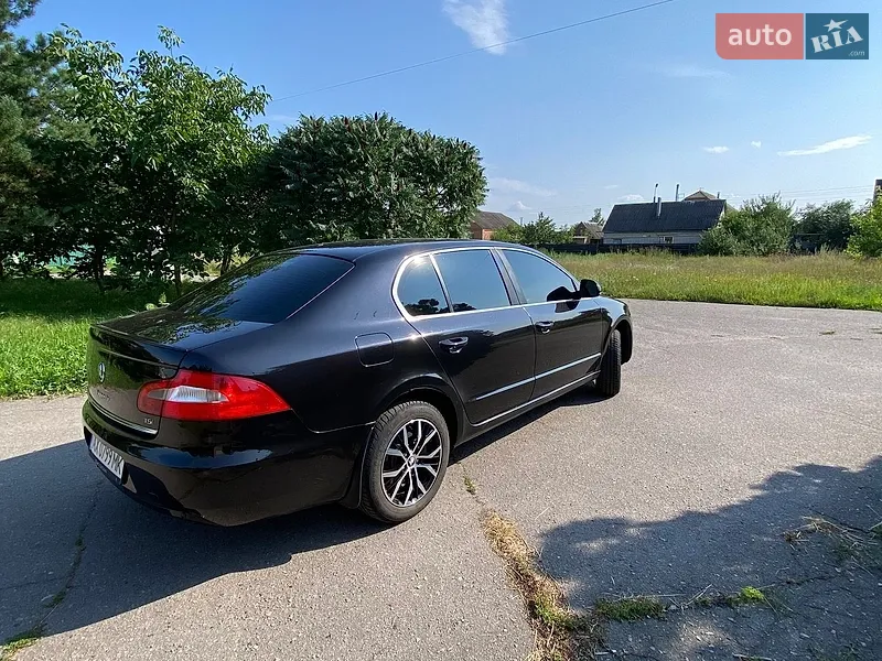 Skoda Superb 2011