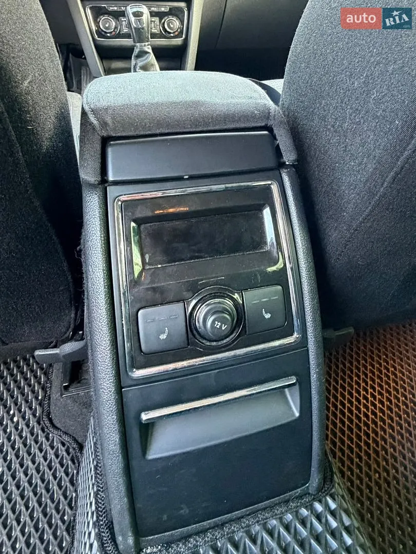 2011 Skoda Superb - мініатюра 17