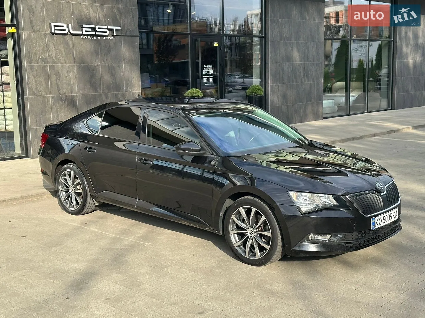2015 Skoda Superb - мініатюра 10