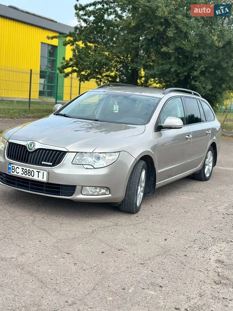 2011 Skoda Superb - мініатюра 7