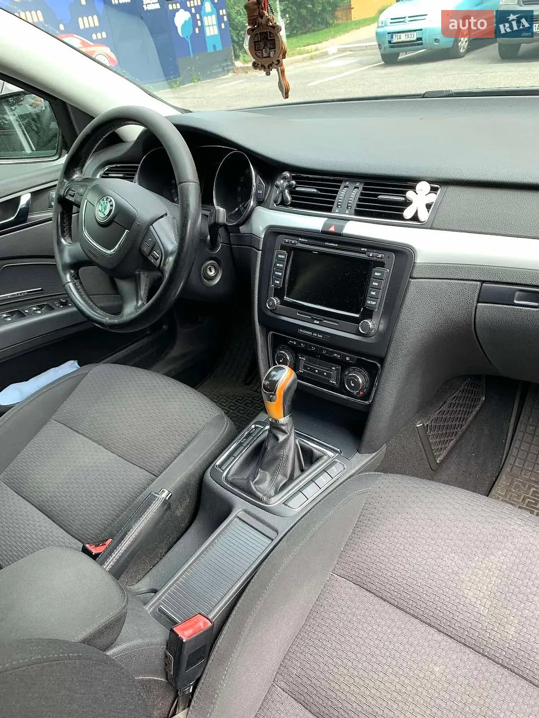 2010 Skoda Superb - мініатюра 7