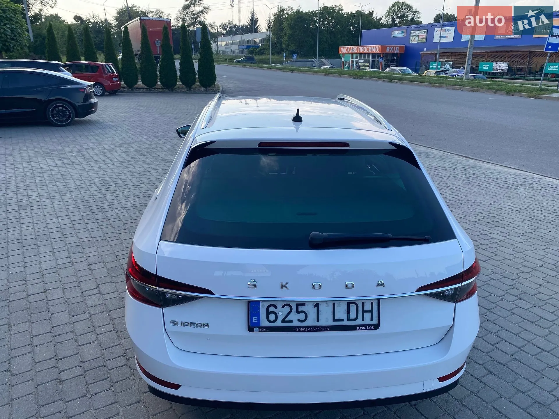 2019 Skoda Superb - мініатюра 14