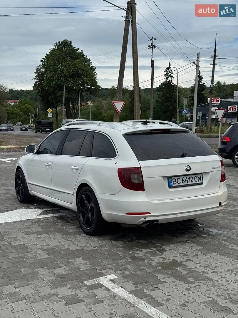2012 Skoda Superb - мініатюра 4