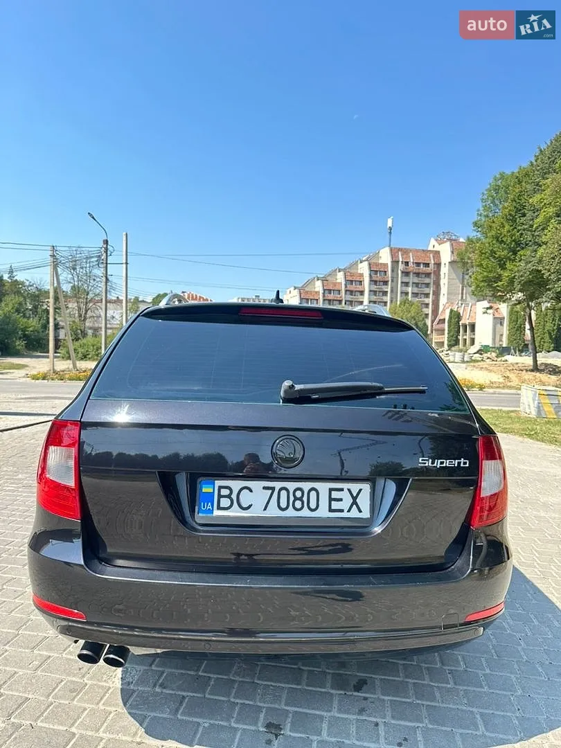 2010 Skoda Superb - мініатюра 7