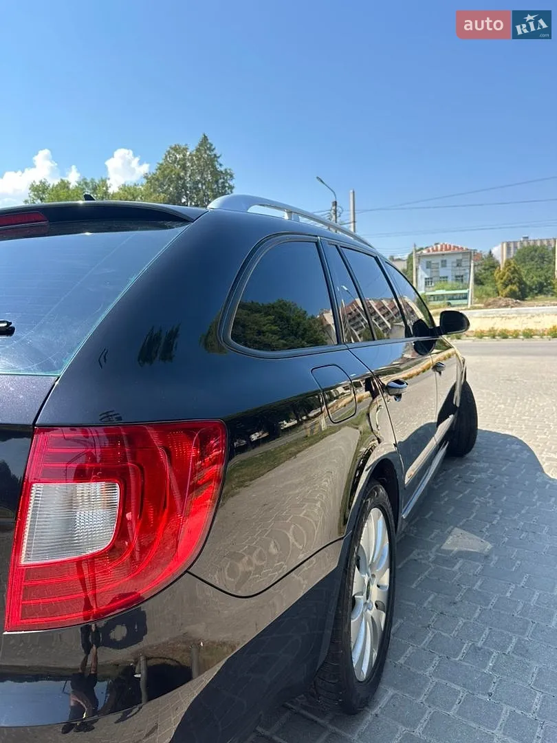 2010 Skoda Superb - мініатюра 6