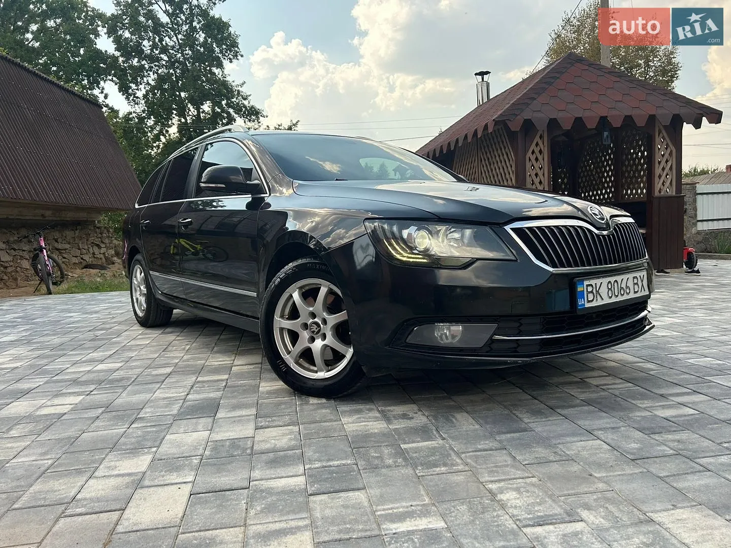 2015 Skoda Superb - мініатюра 2