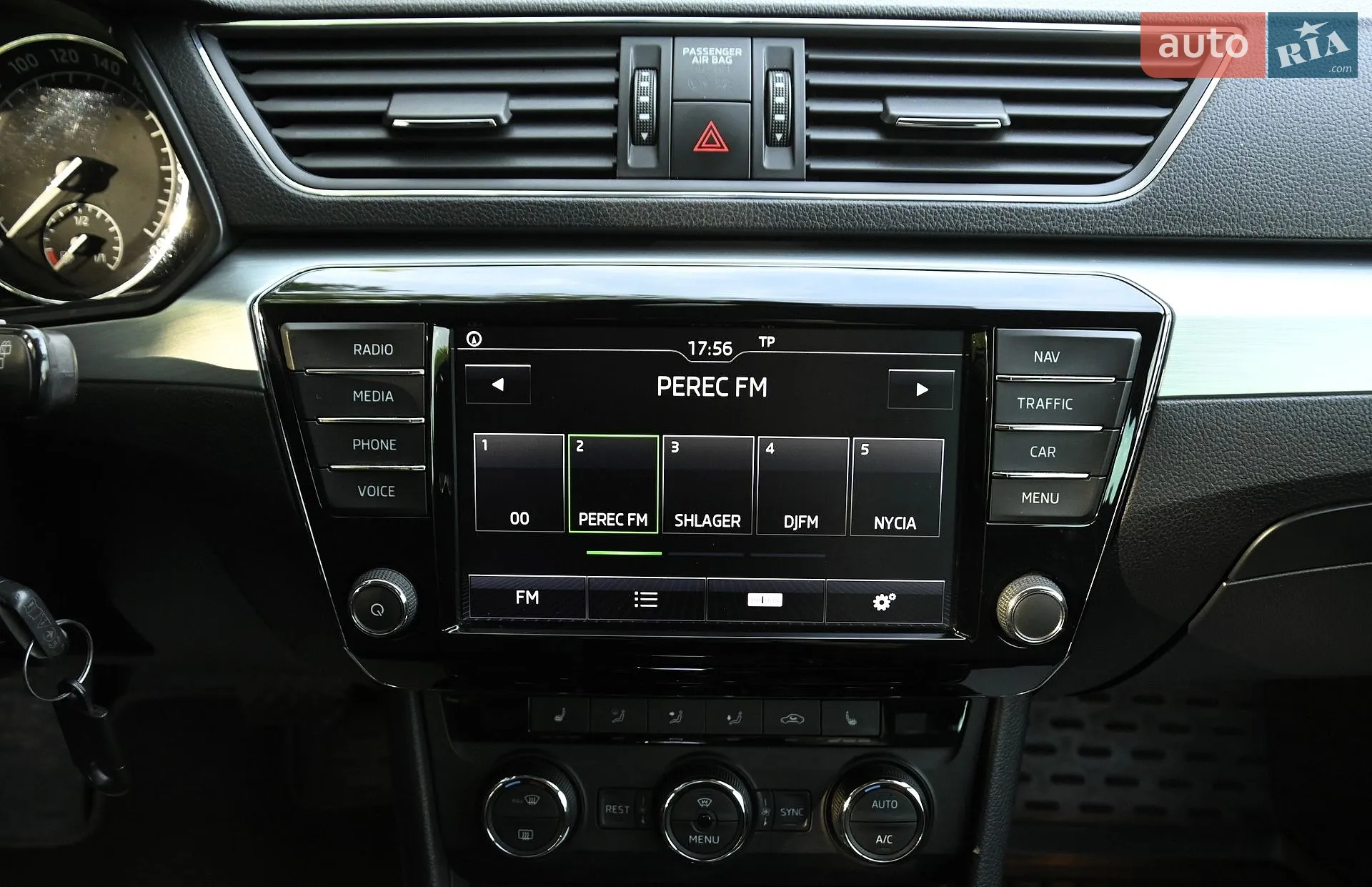 2016 Skoda Superb - мініатюра 52