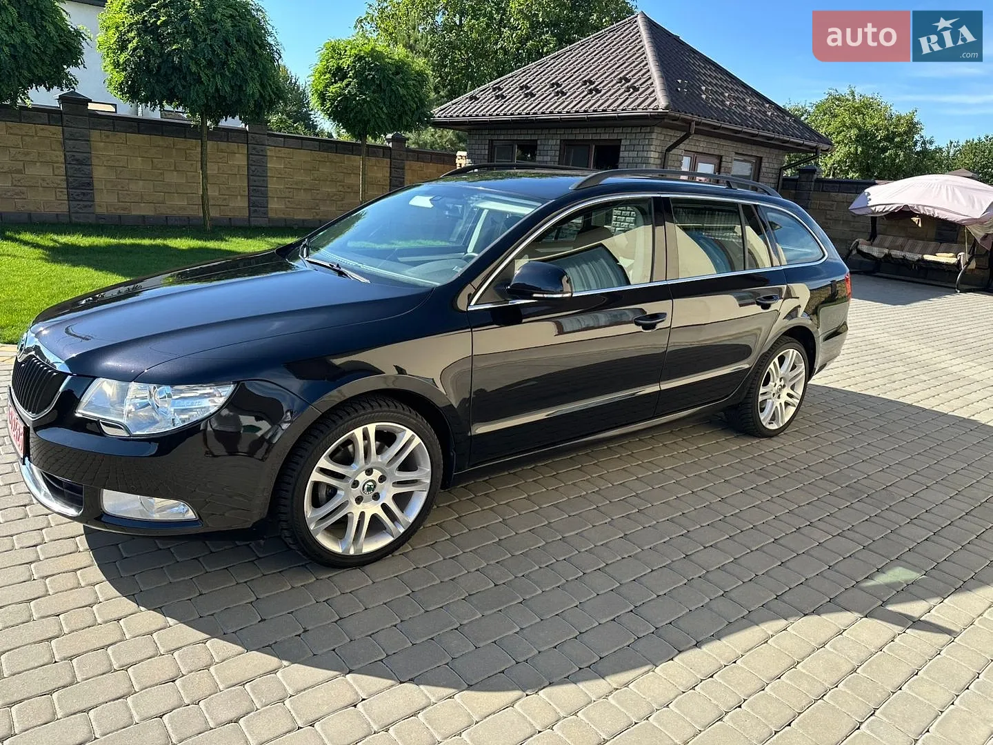 2011 Skoda Superb - мініатюра 7