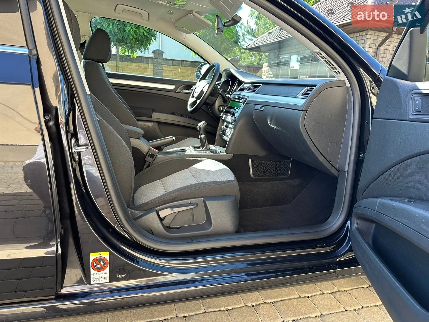 2011 Skoda Superb - мініатюра 37