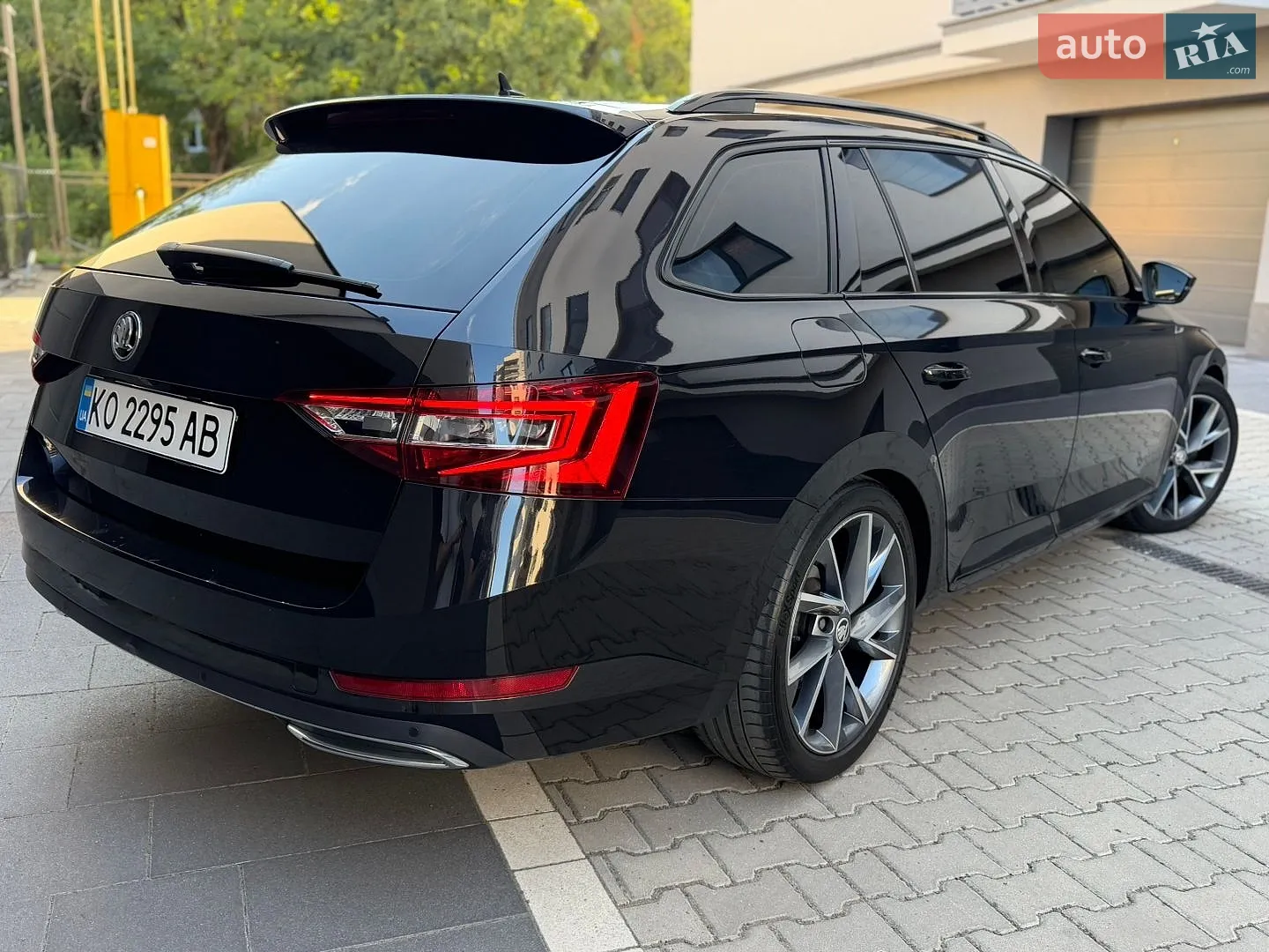 2017 Skoda Superb - мініатюра 7
