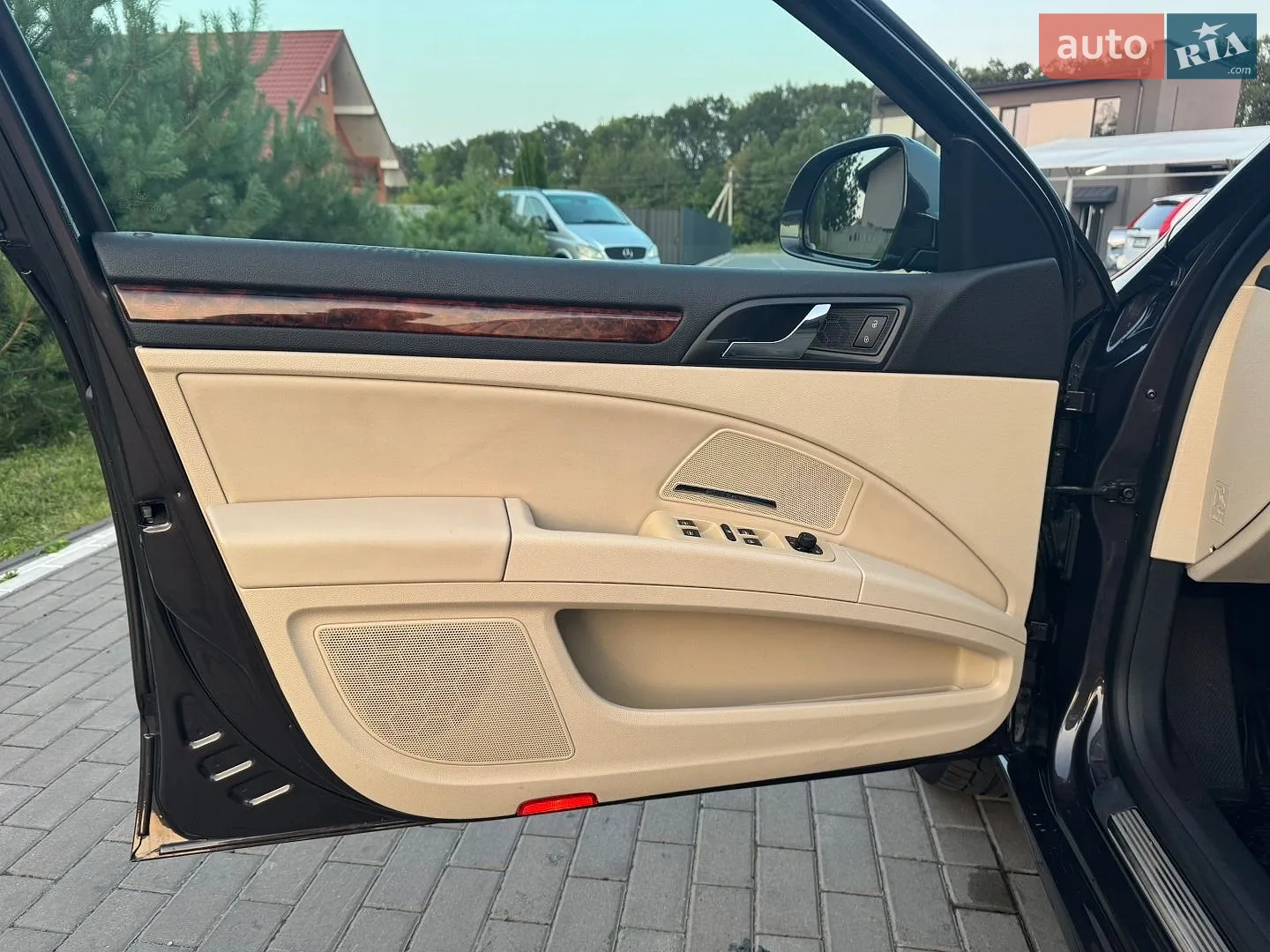 2010 Skoda Superb - мініатюра 15