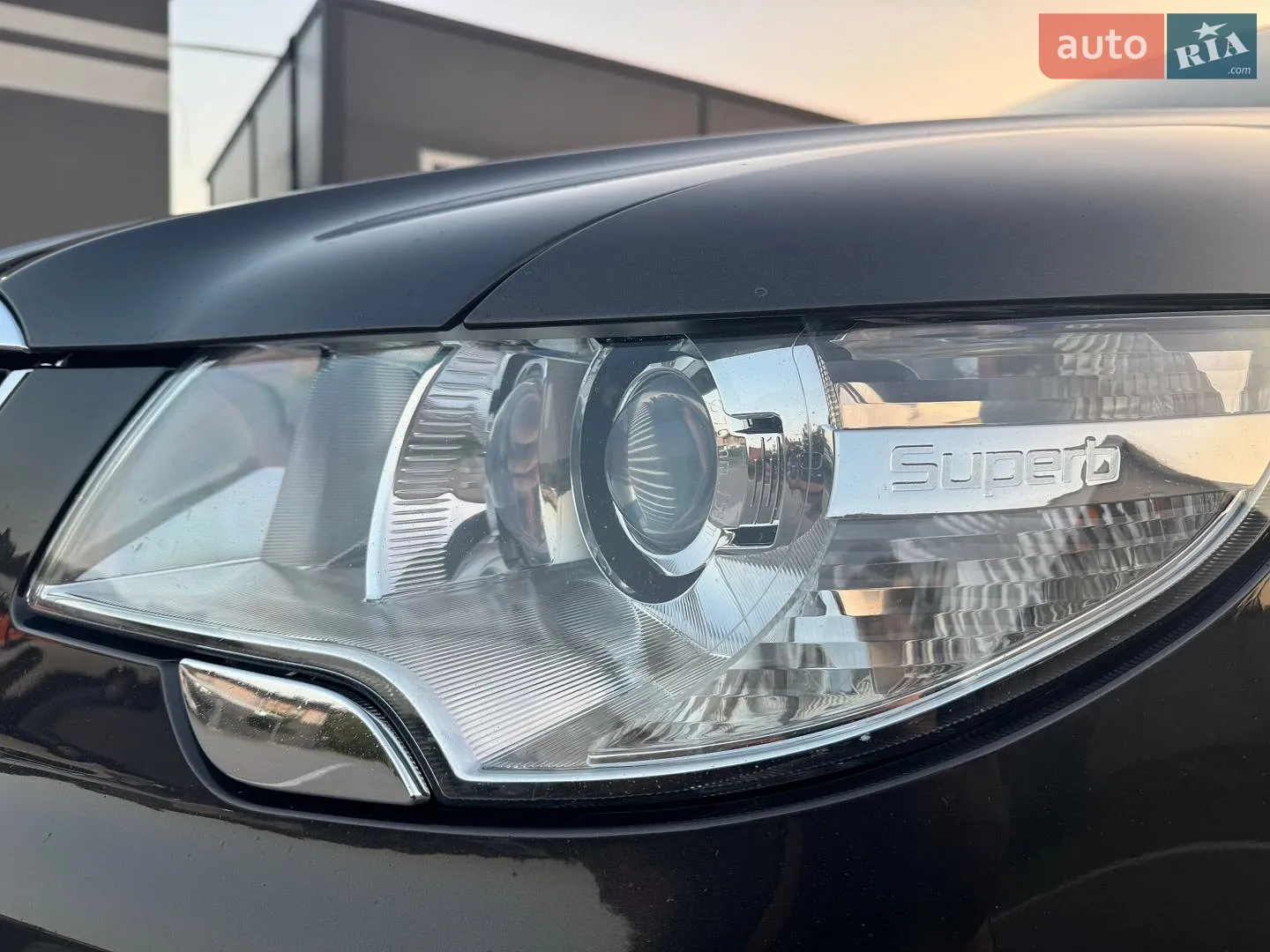 2010 Skoda Superb - мініатюра 12