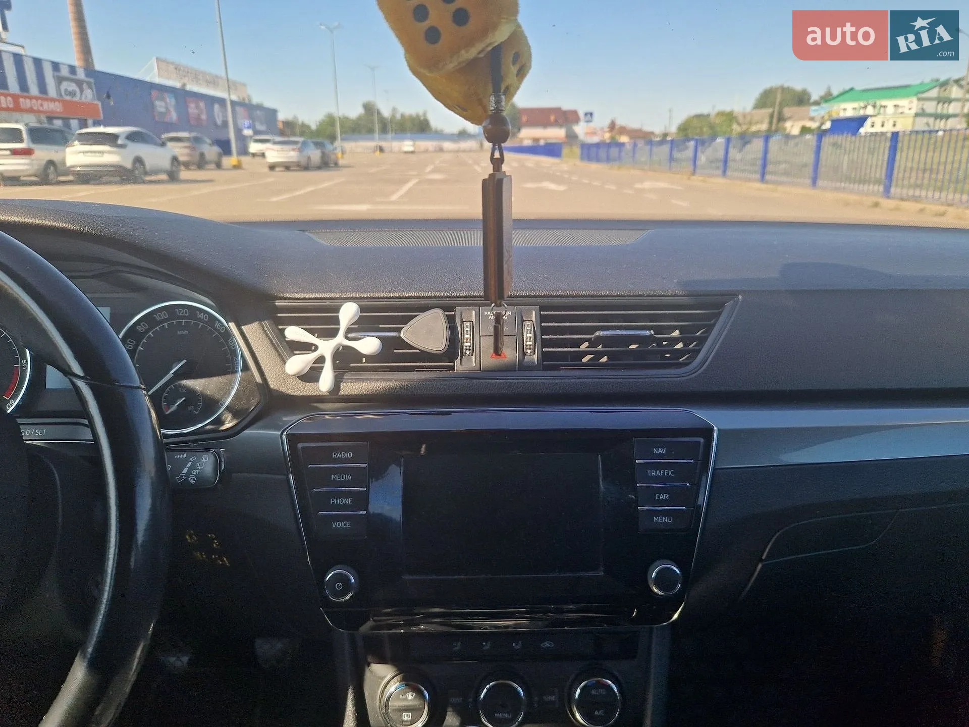 2015 Skoda Superb - мініатюра 7