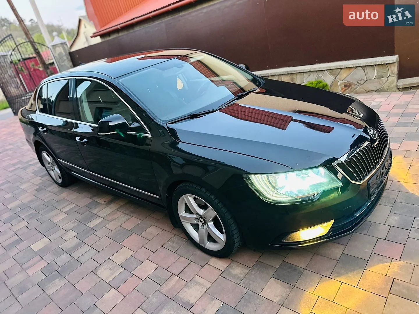 2015 Skoda Superb - мініатюра 128