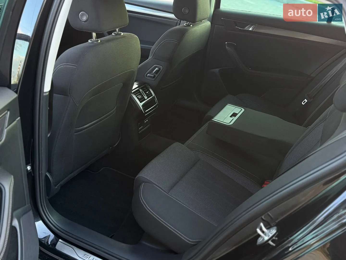 2022 Skoda Superb - мініатюра 16