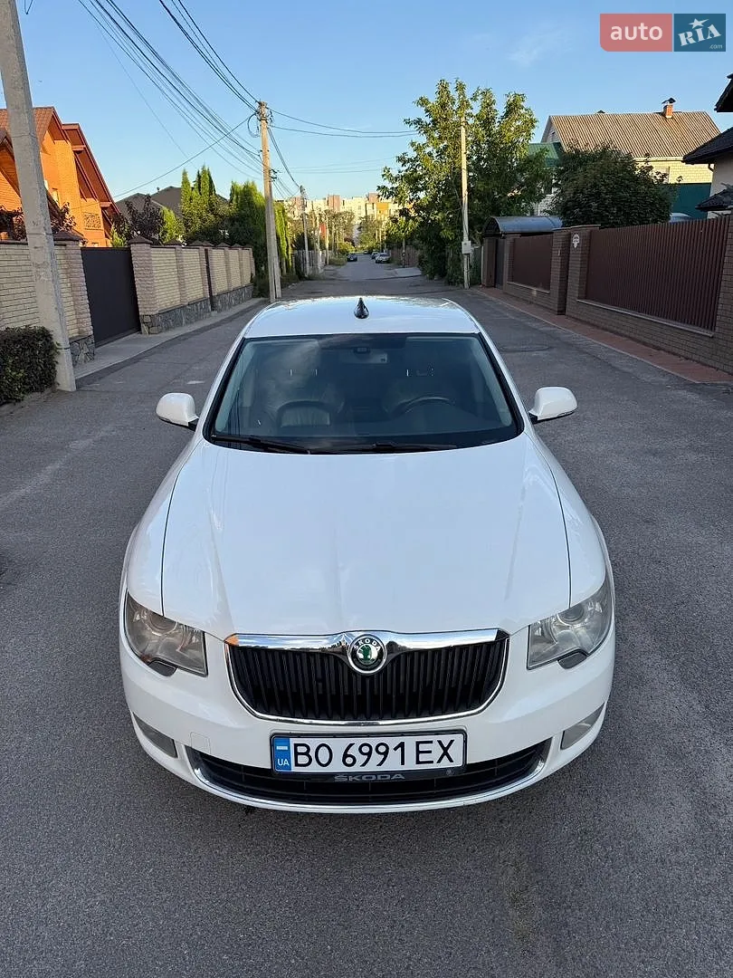 2013 Skoda Superb - мініатюра 2