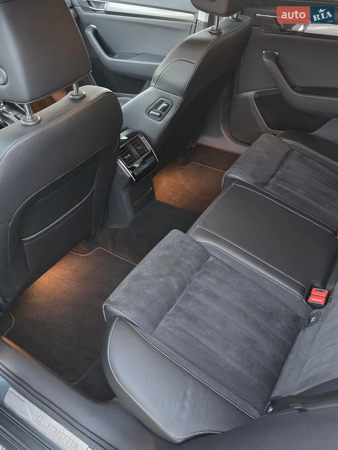 2020 Skoda Superb - мініатюра 39