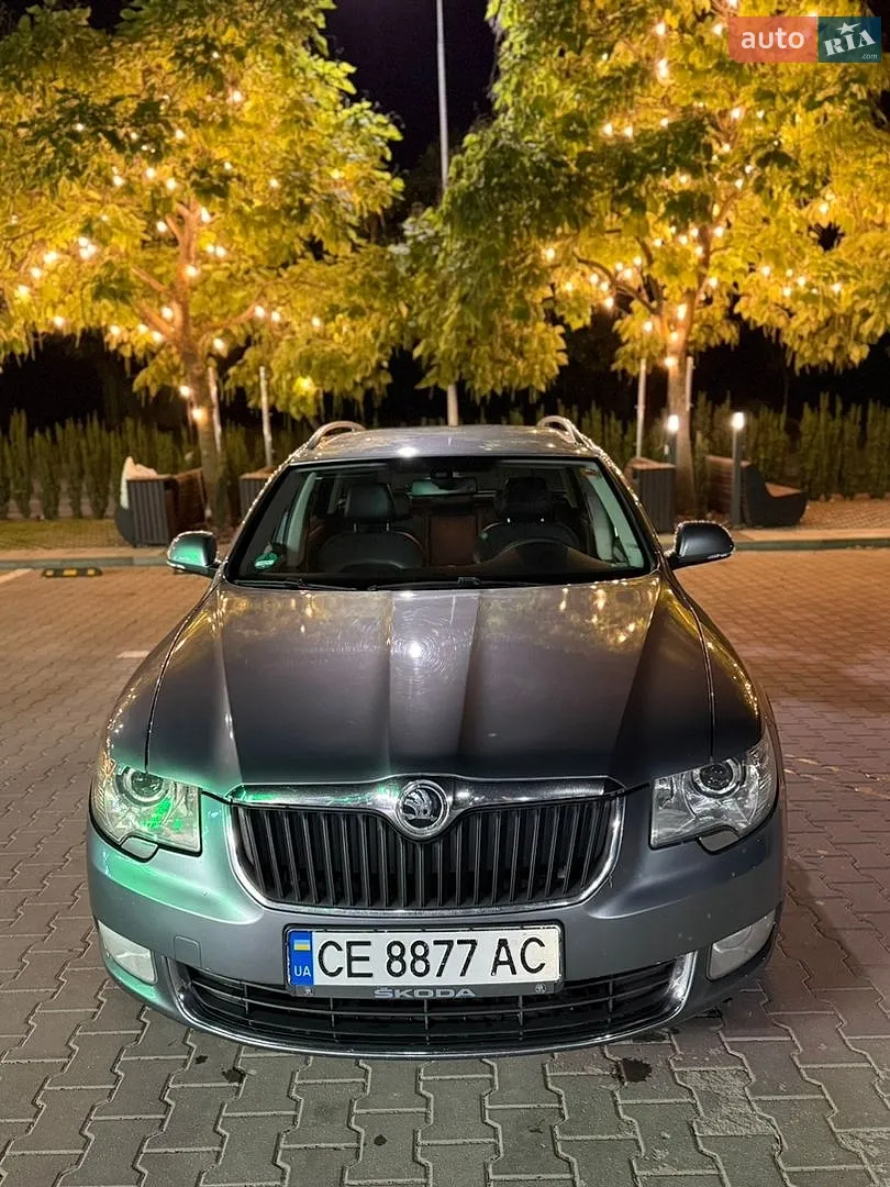 2011 Skoda Superb - мініатюра 2