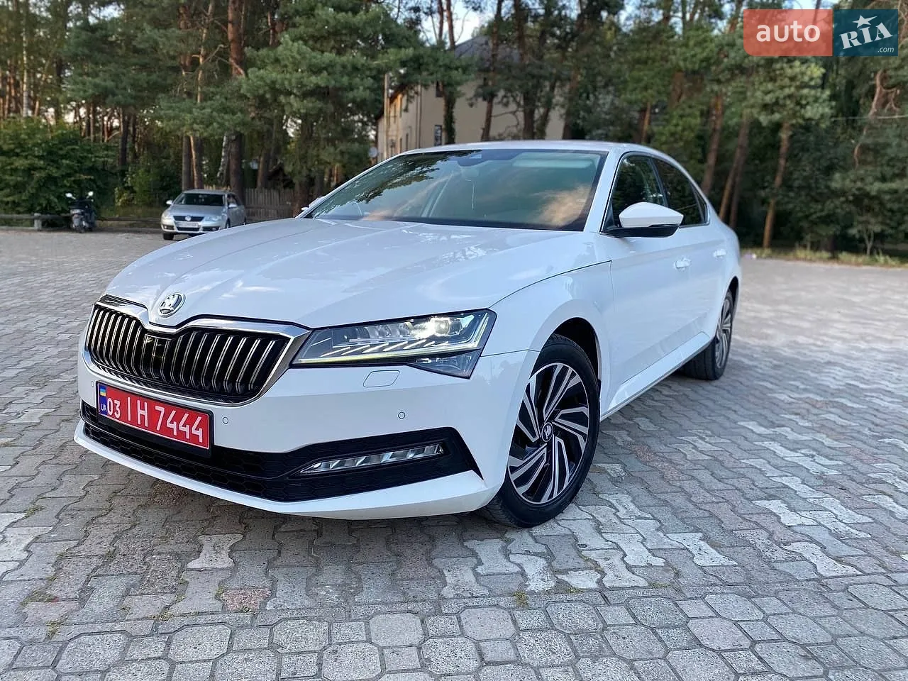 2019 Skoda Superb - мініатюра 5