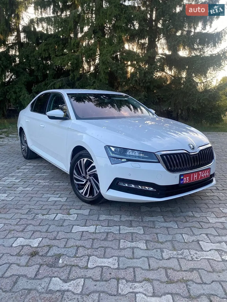 2019 Skoda Superb - мініатюра 19